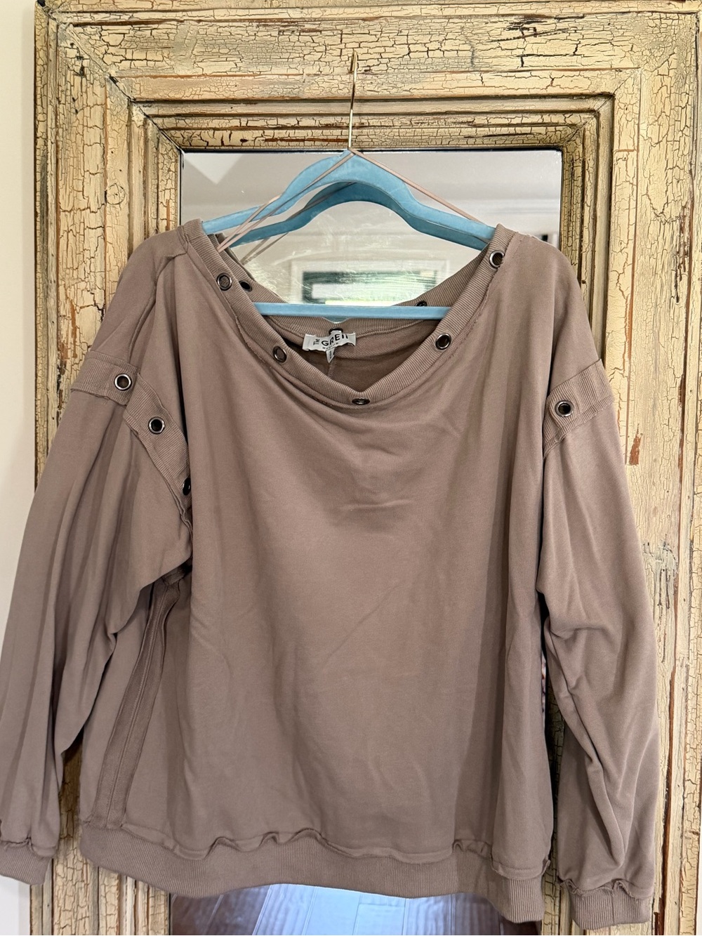 Taupe Grommet-Trim Pullover Sweatshirt
